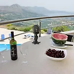 Apartament Luxury Petra Ravno