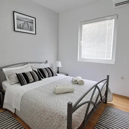 Appartement Luxury Petra Ravno